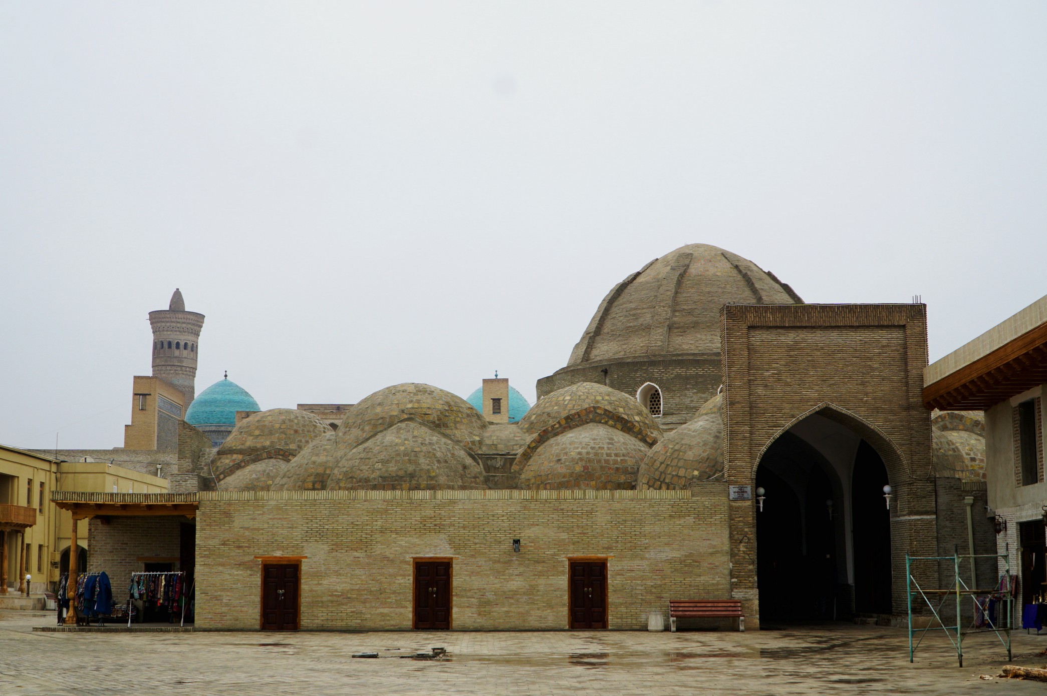 UZB 12